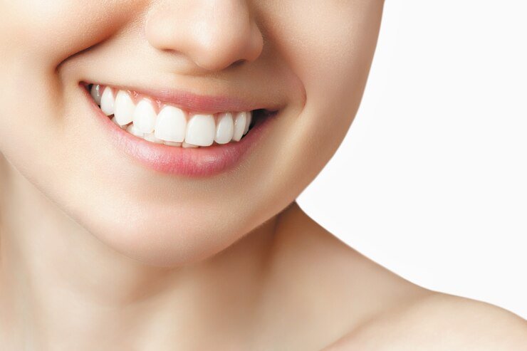 Top Tips for Maintaining a Healthy Smile Between Dental Visits